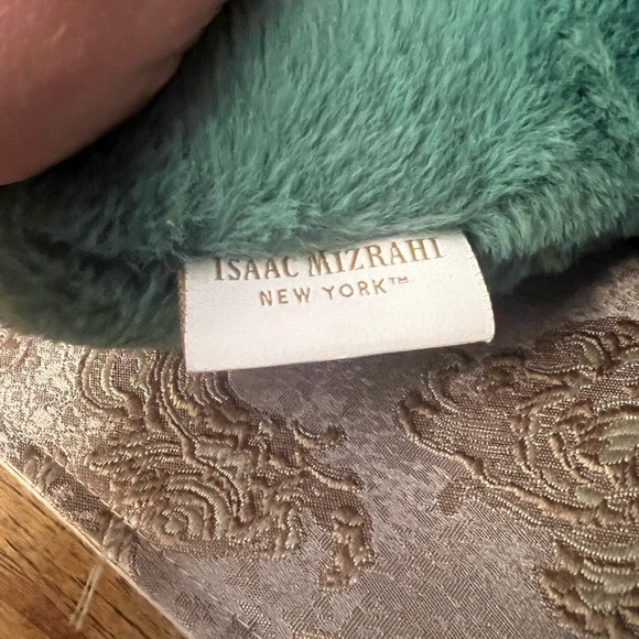 Isaac Mizrahi Green Clover Pillow - Picture 5 of 5